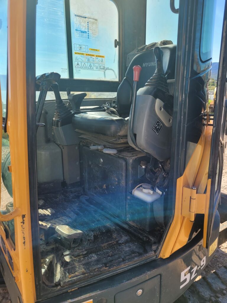 9e9f8a1c-3973-4e06-8be9-7d7b1518ed21